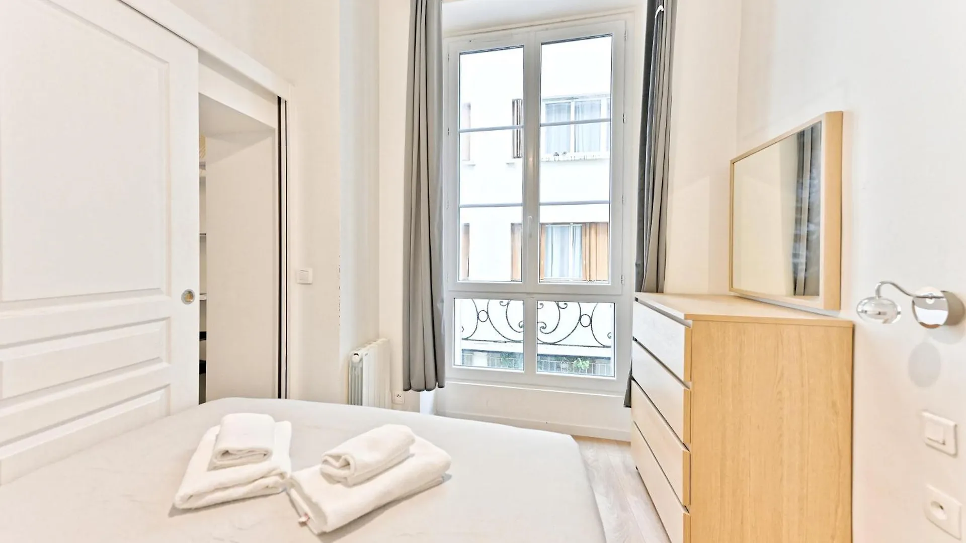 Apartment Au Coeur Du Marais - Ii *